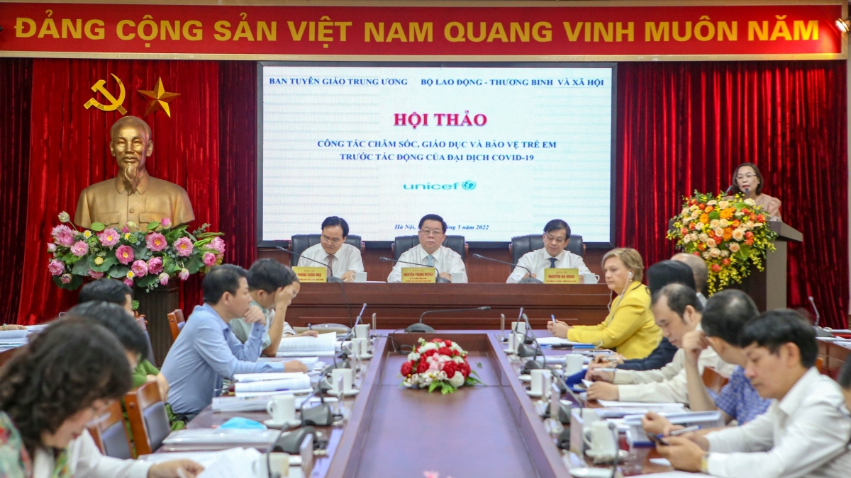 Hỗ trợ trẻ em bị ảnh hưởng sau đại dịch Covid-19 thế nào để hiệu quả?